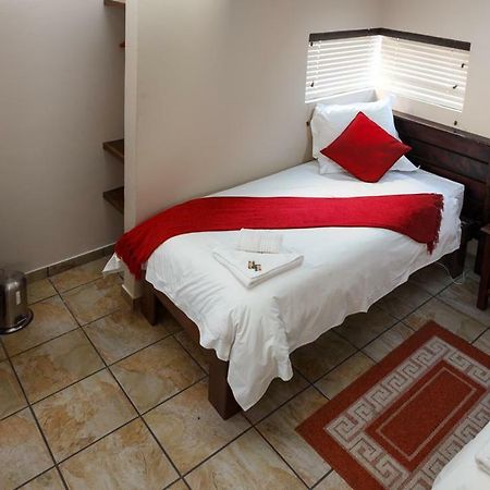 Adamsview Hotel Gariepdam Buitenkant foto